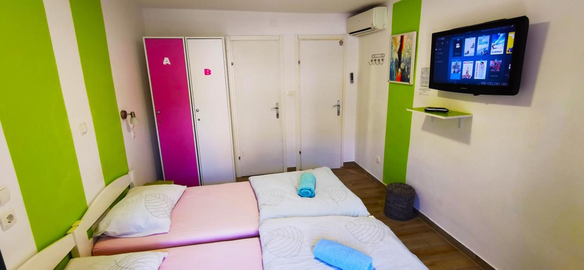 Croparadise Hostel Split Extérieur photo